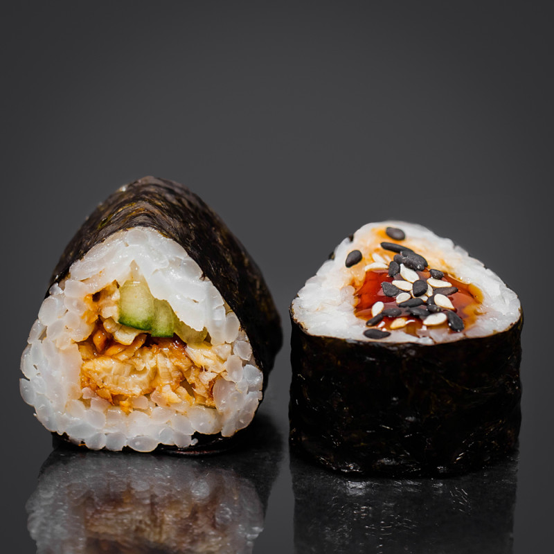 Мини ролл с угрем