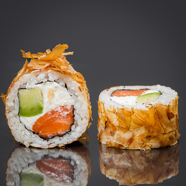 Бонито с лососем